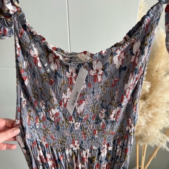 Blush Floral Maxi Dress - L - Picture 2 of 8